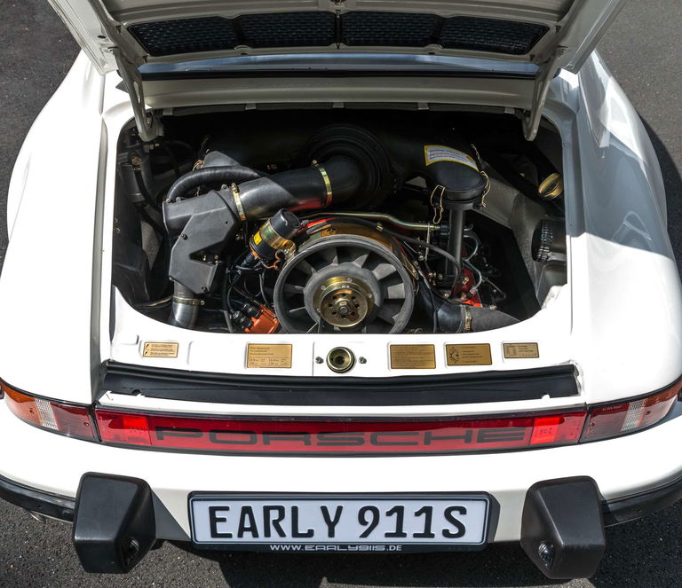 Porsche 911 Carrera 2,7