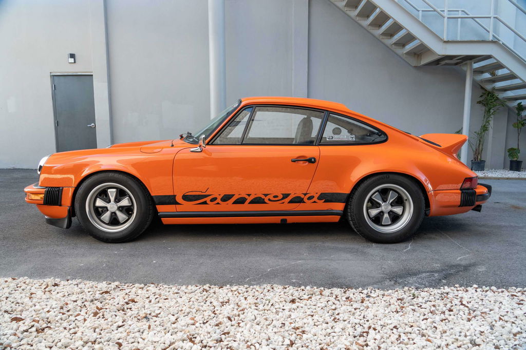 Porsche 911 Carrera (US)