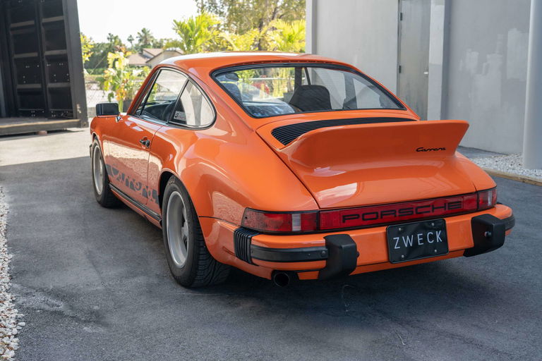 Porsche 911 Carrera (US)