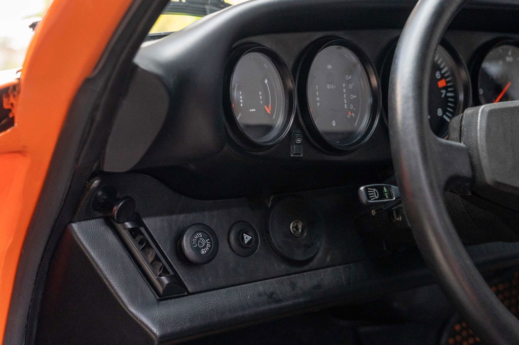 Porsche 911 Carrera (US)