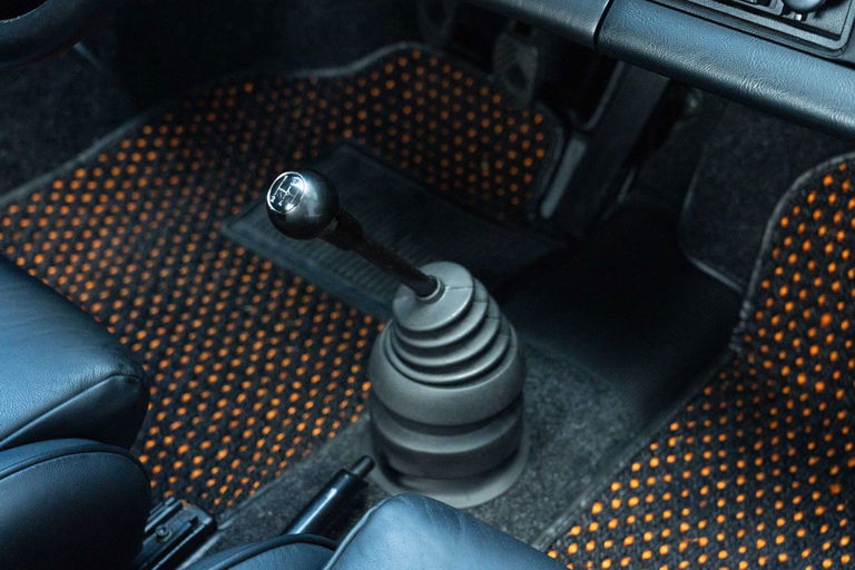 Porsche 911 Carrera (US)