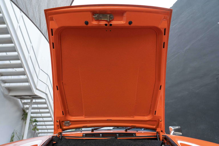 Porsche 911 Carrera (US)