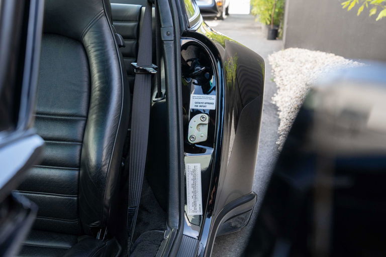 Porsche 911 Turbo 3.3 (US)