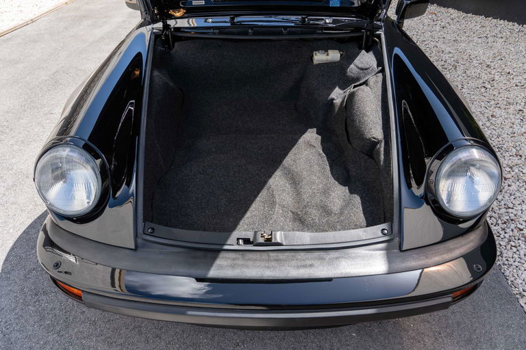 Porsche 911 Turbo 3.3 (US)