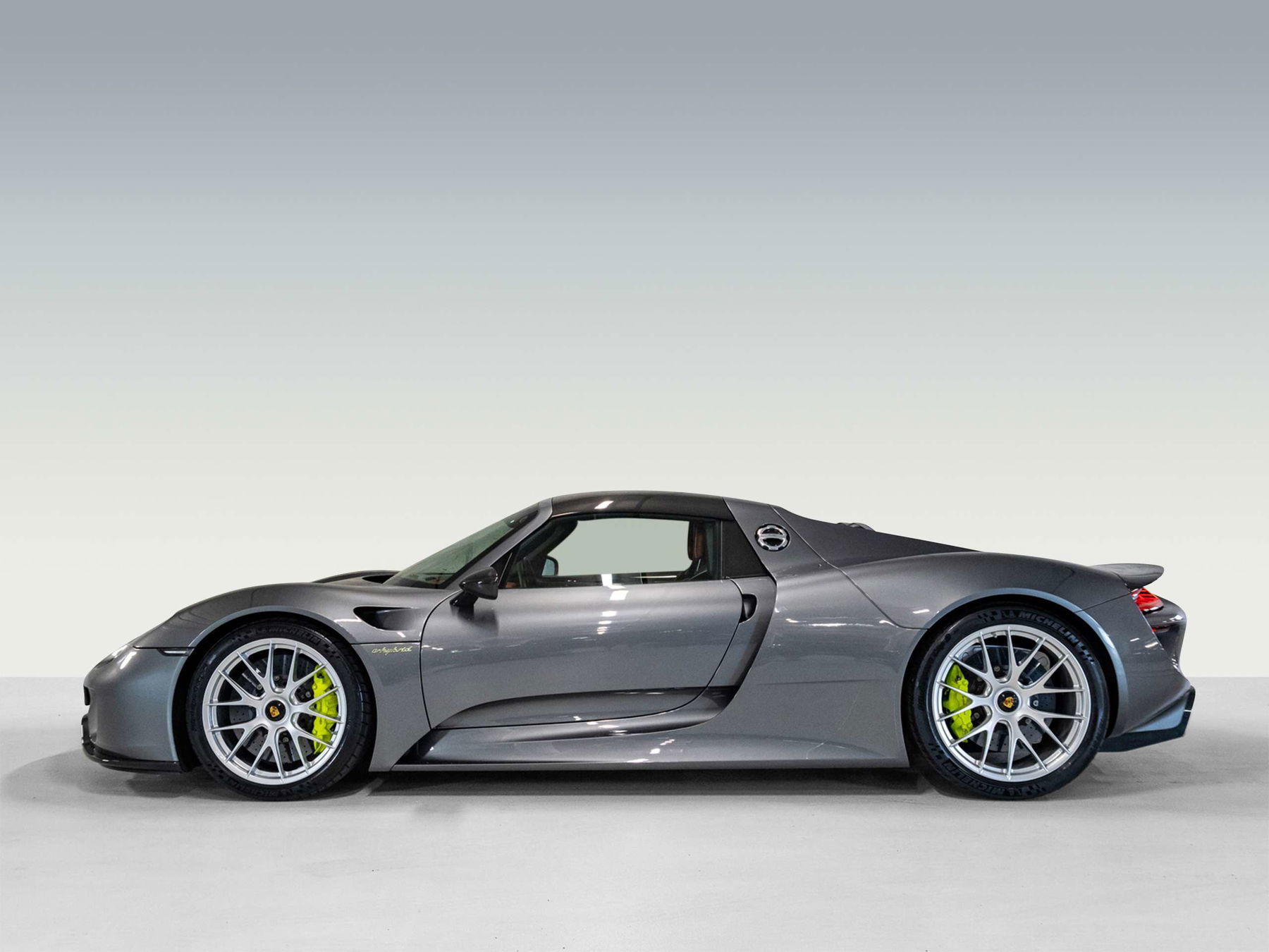 Porsche 918 Spyder 2014 - elferspot.com - Marketplace for Porsche 918 Spyder 2014 - elferspot.com - Marketplace for