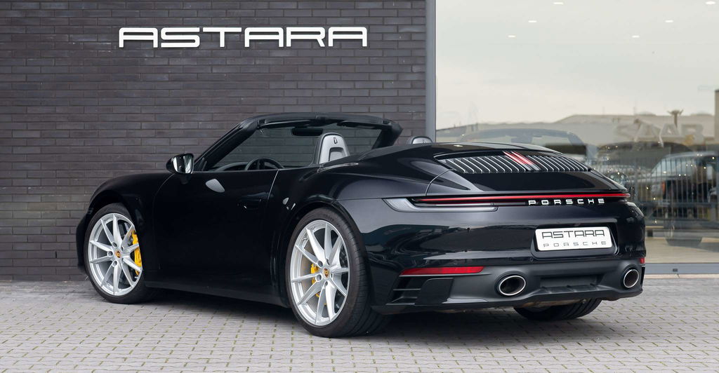 Porsche 992 Carrera 4S