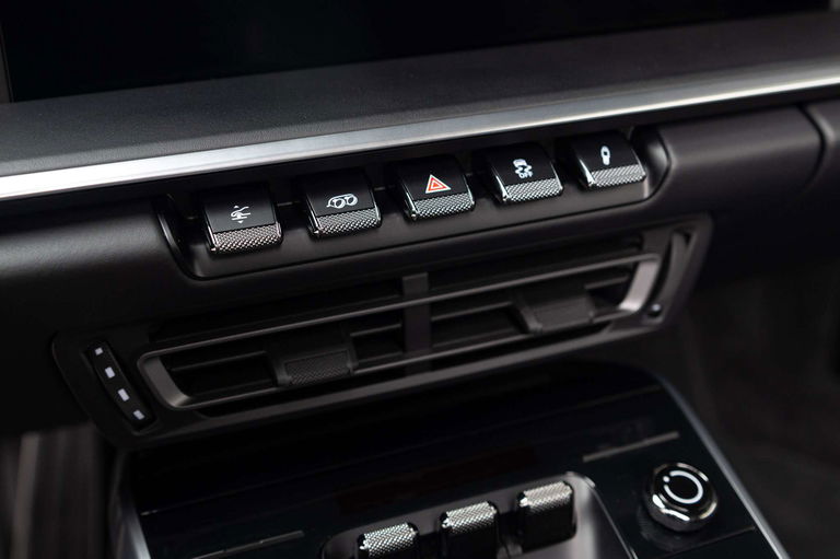 Porsche 992 Carrera 4S