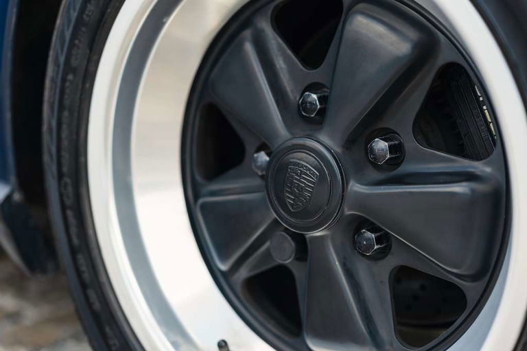 Porsche 911 Carrera 3.2 WTL