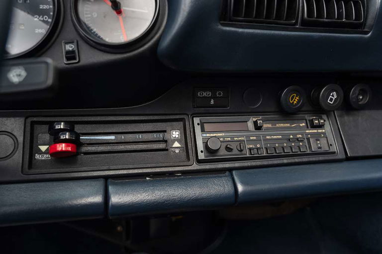 Porsche 911 Carrera 3.2 WTL