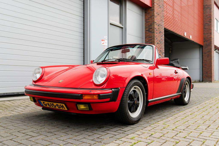 Porsche 911 Carrera 3.2