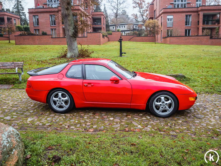 Porsche 968