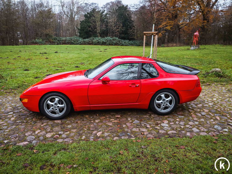 Porsche 968