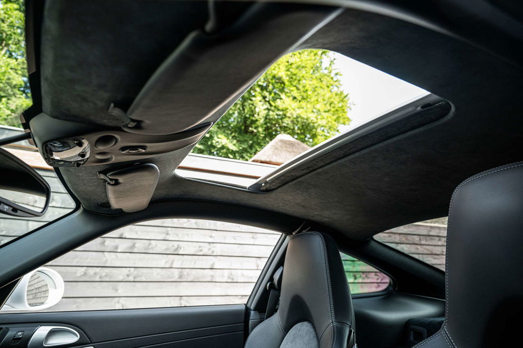 Porsche 997.2 Carrera GTS