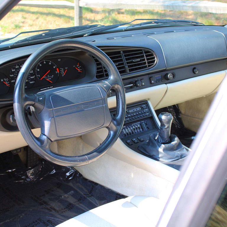 Porsche 944 Turbo S Coupé