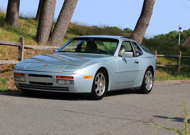 Porsche 944 Turbo S Coupé