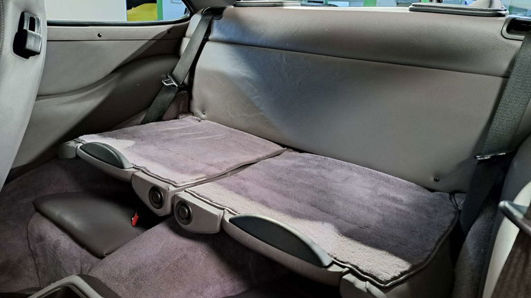 Porsche 993 Carrera 4S