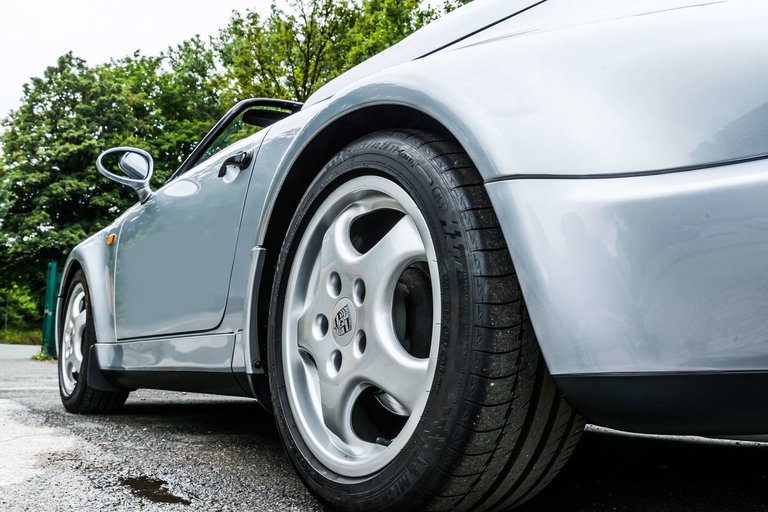 Porsche 964 Carrera 2 Speedster