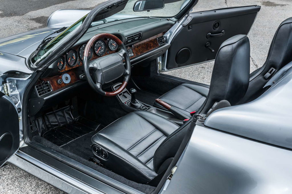 Porsche 964 Carrera 2 Speedster