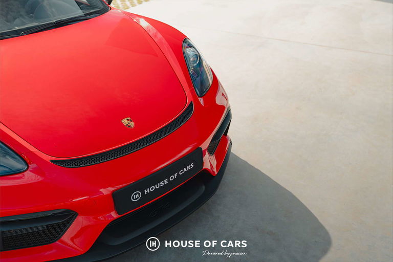 Porsche 718 Cayman GT4