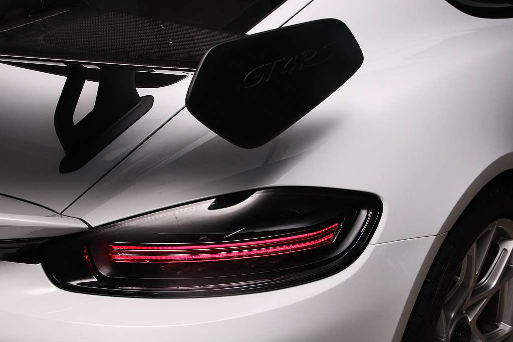 Porsche 718 Cayman GT4 RS