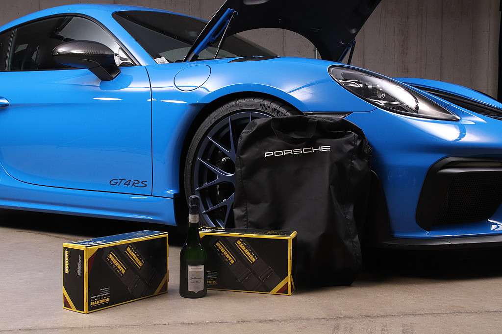 Porsche 718 Cayman GT4 RS