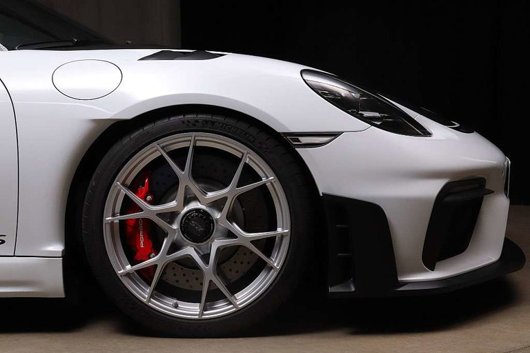 Porsche 718 Cayman GT4 RS