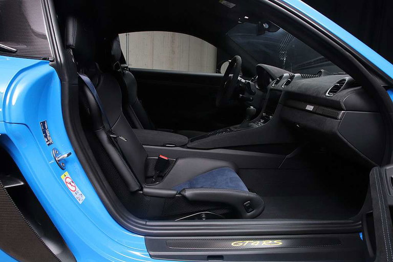Porsche 718 Cayman GT4 RS
