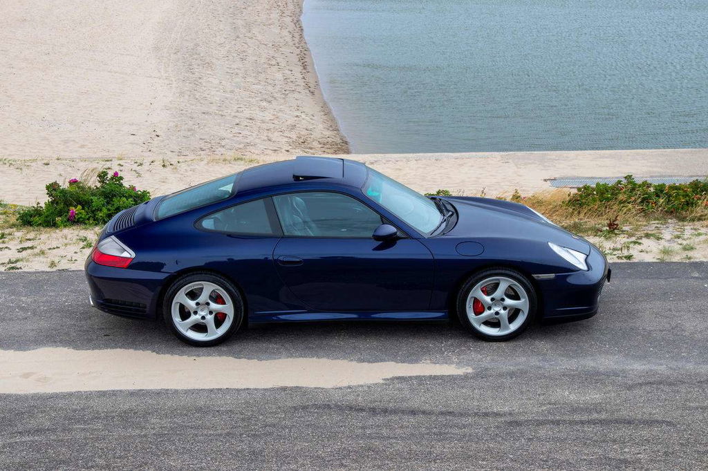 Porsche 996 Carrera 4S