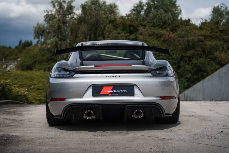 Porsche 718 Cayman GT4 RS