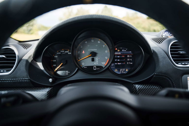 Porsche 718 Cayman GT4 RS