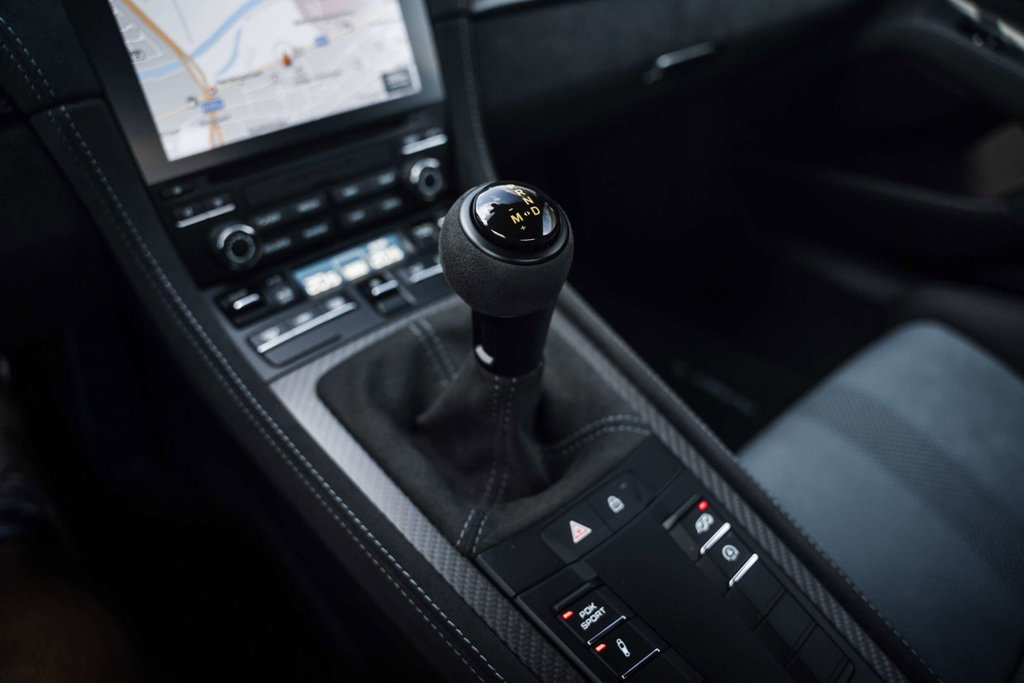 Porsche 718 Cayman GT4 RS