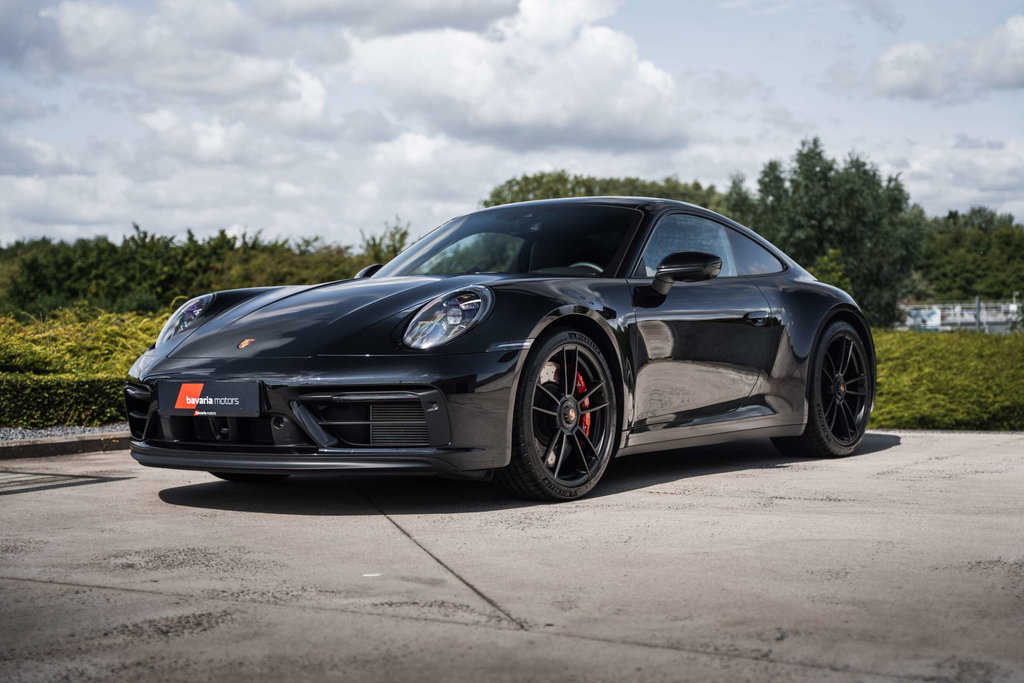 Porsche 992 Carrera GTS