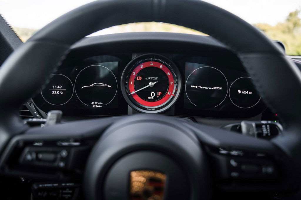 Porsche 992 Carrera GTS