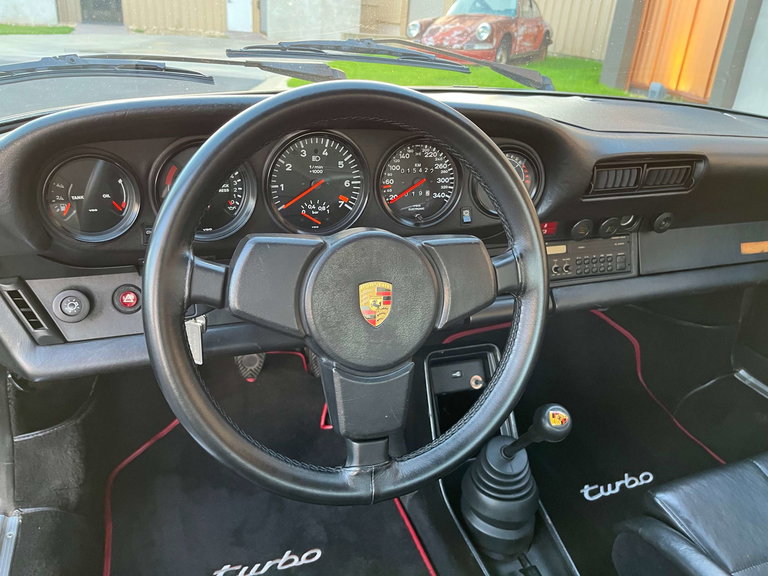 Porsche 911 Turbo Flachbau