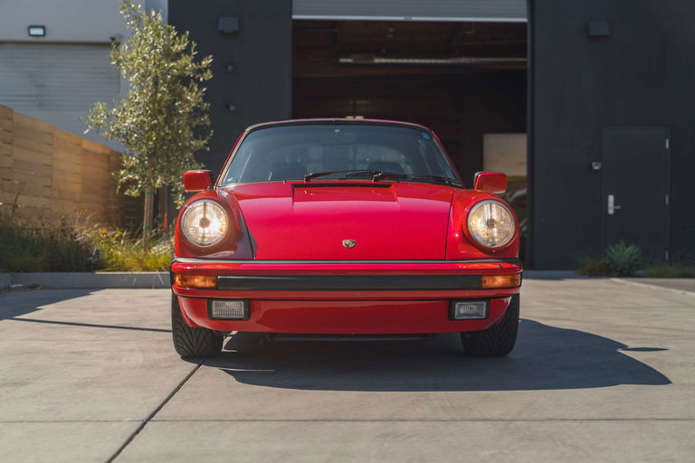 Porsche 911 Carrera 3.2 (US)