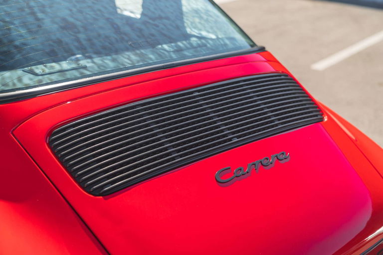 Porsche 911 Carrera 3.2 (US)