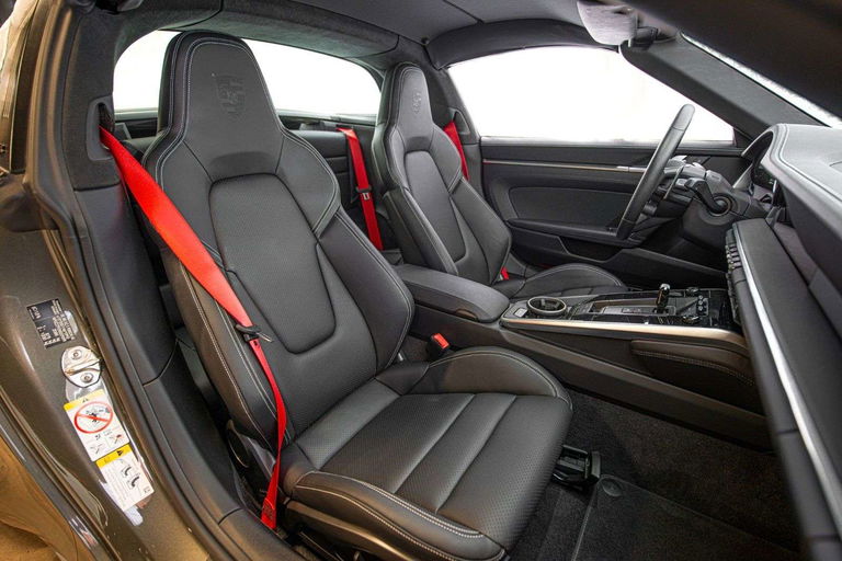 Porsche 992 Targa 4 GTS