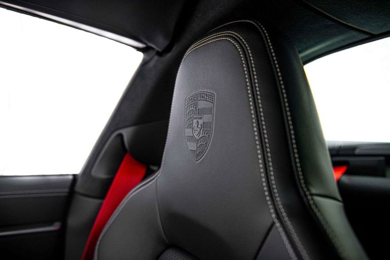 Porsche 992 Targa 4 GTS