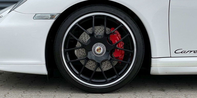 Porsche 997.2 Carrera GTS