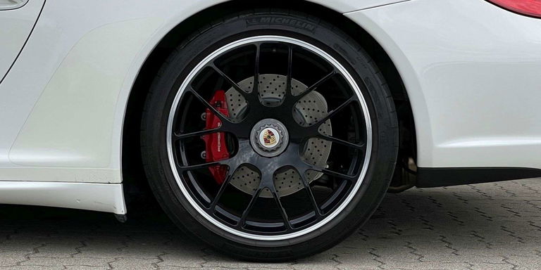 Porsche 997.2 Carrera GTS