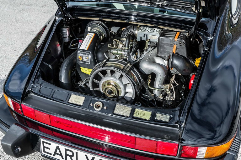 Porsche 911 Carrera 3.2 Clubsport (US)