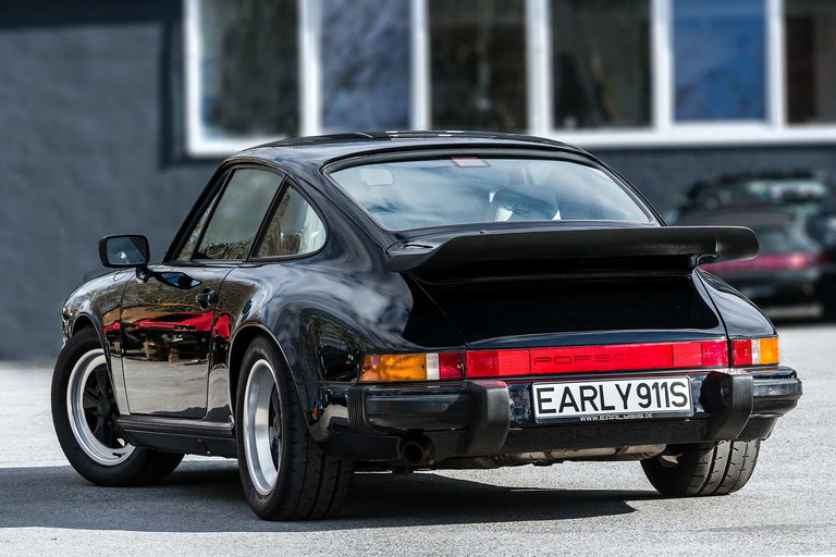 Porsche 911 Carrera 3.2 Clubsport (US)