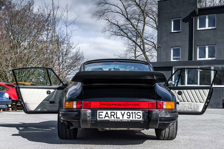 Porsche 911 Carrera 3.2 Clubsport (US)