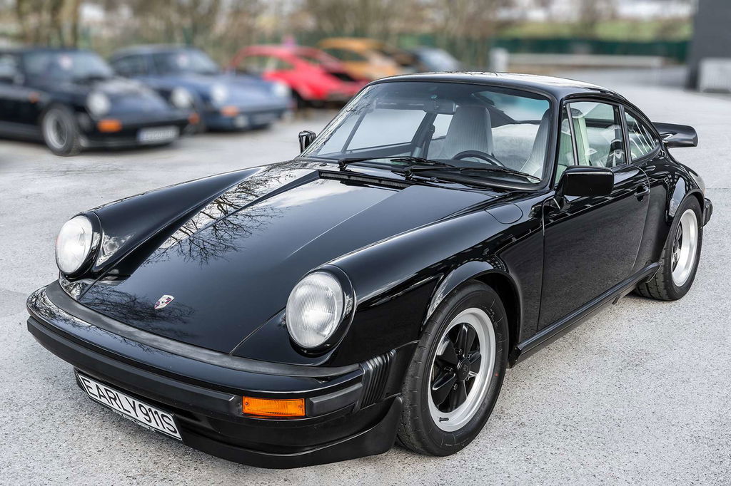Porsche 911 Carrera 3.2 Clubsport (US)