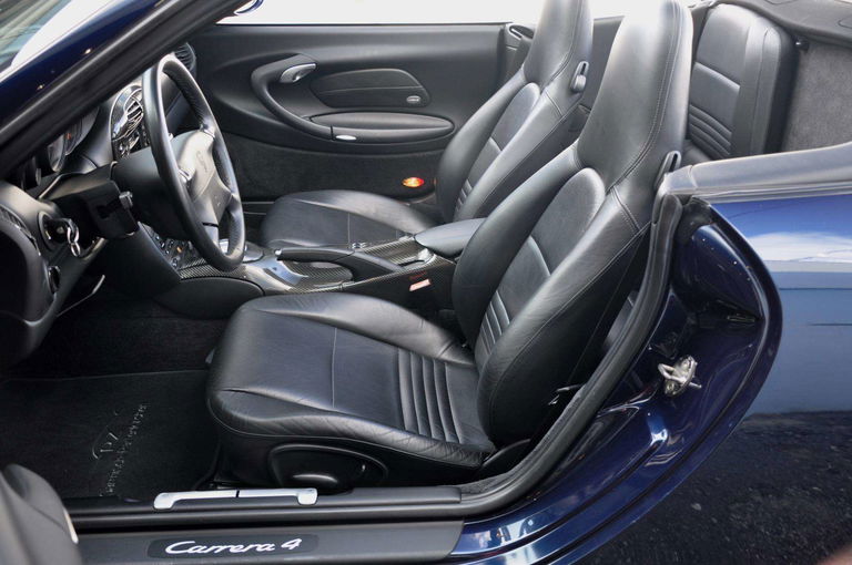 Porsche 996 Carrera 4