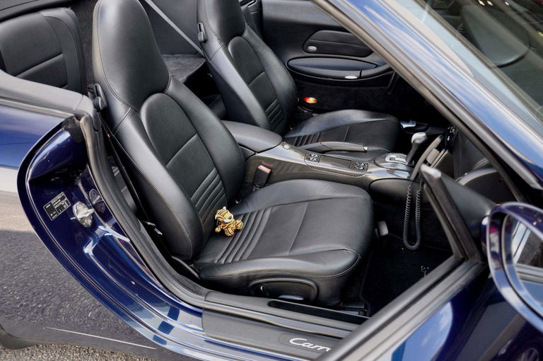 Porsche 996 Carrera 4