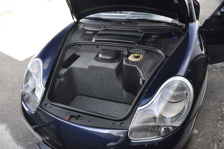 Porsche 996 Carrera 4