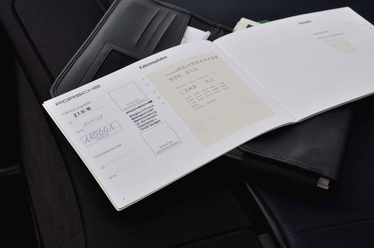 Porsche 996 Carrera 4