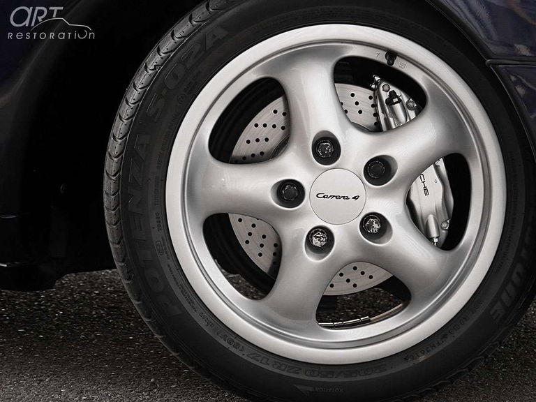 Porsche 993 Carrera 4