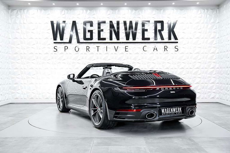 Porsche 992 Carrera 4S